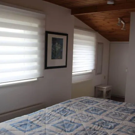Bungalow With Wifi In De Zandloper דירה דן הלדר